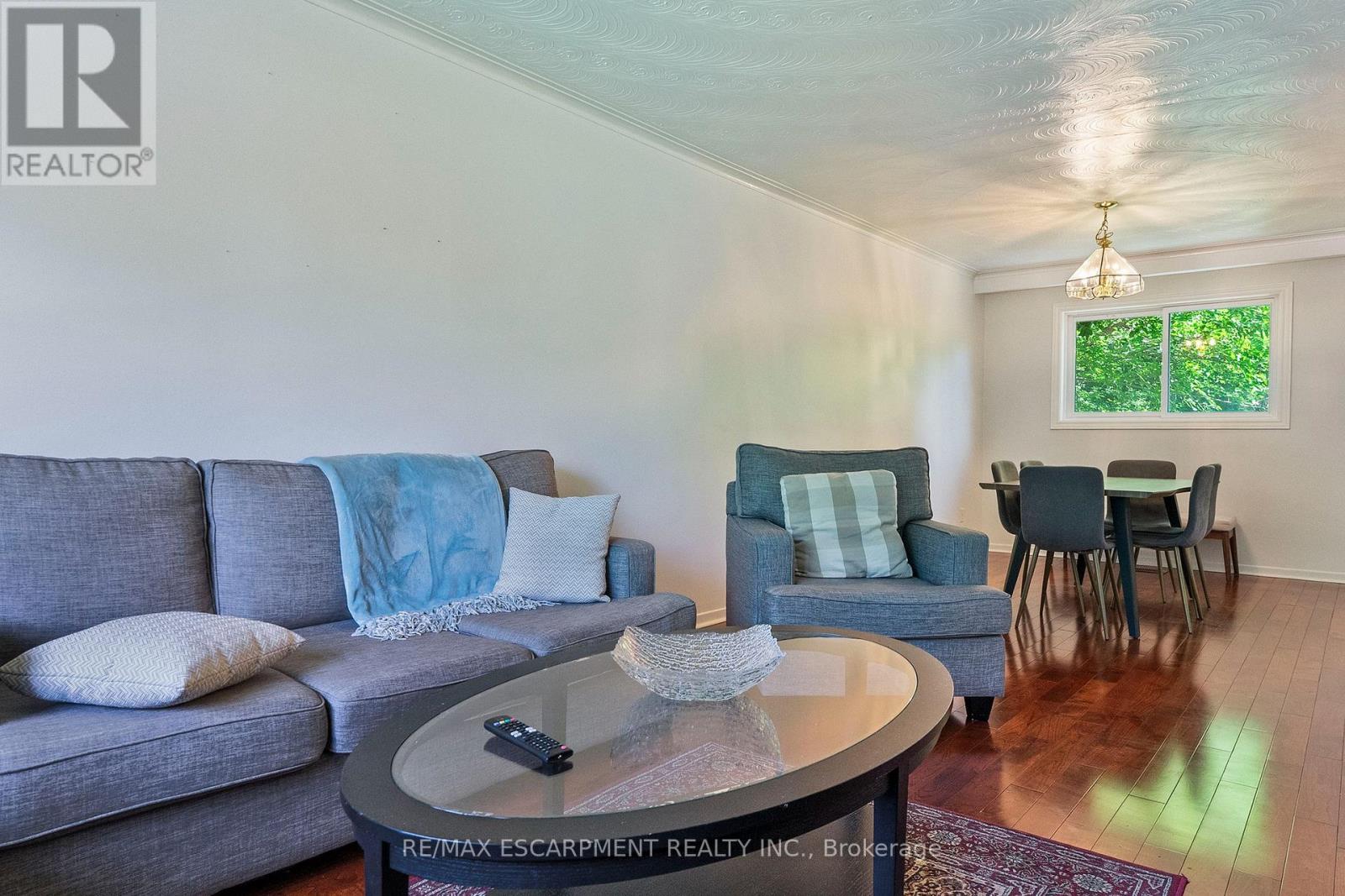 2506 Yarmouth Crescent, Oakville, Ontario  L6L 2M8 - Photo 7 - W13551864