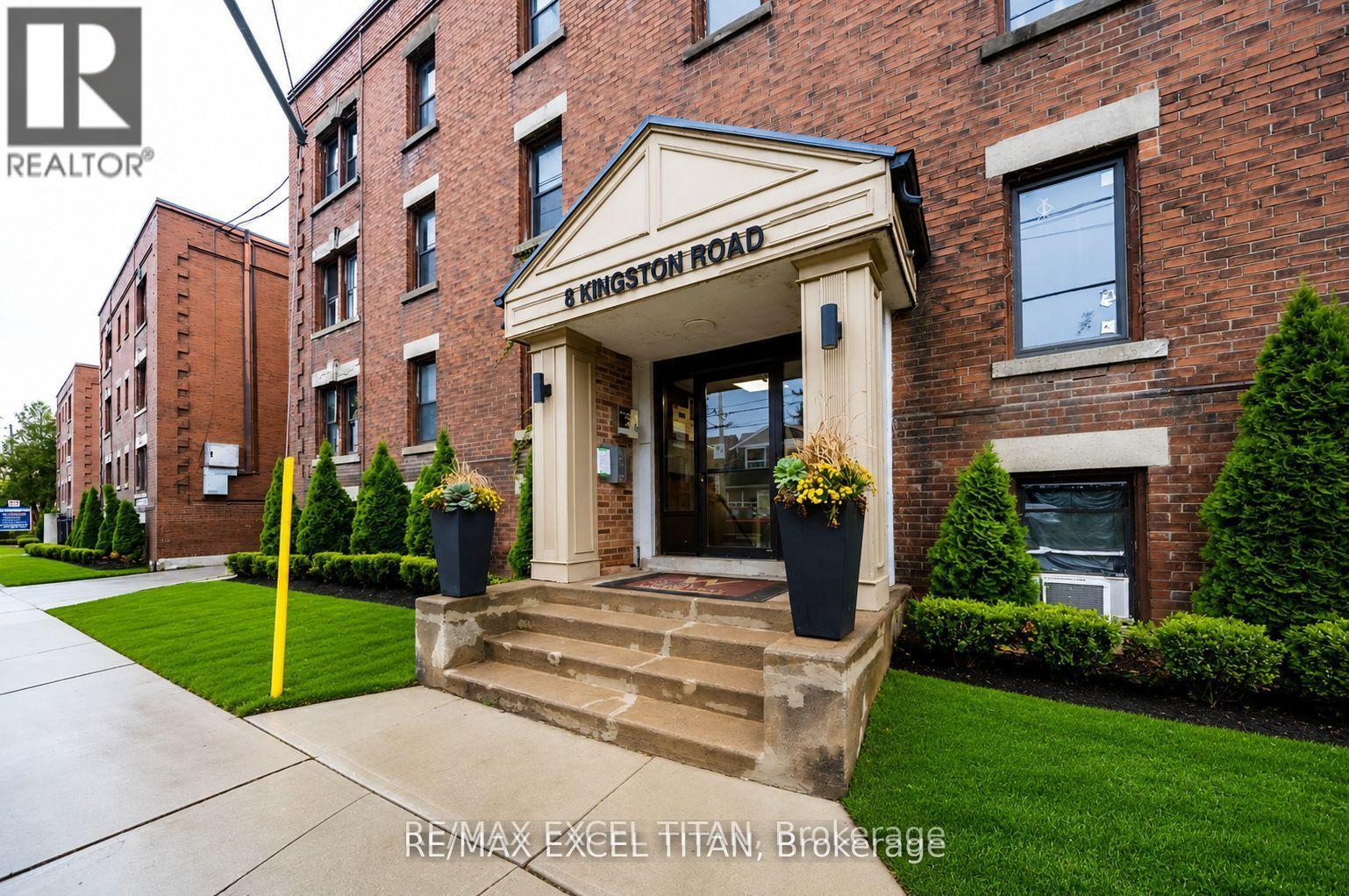 58 - 8 KINGSTON ROAD, Toronto, Ontario