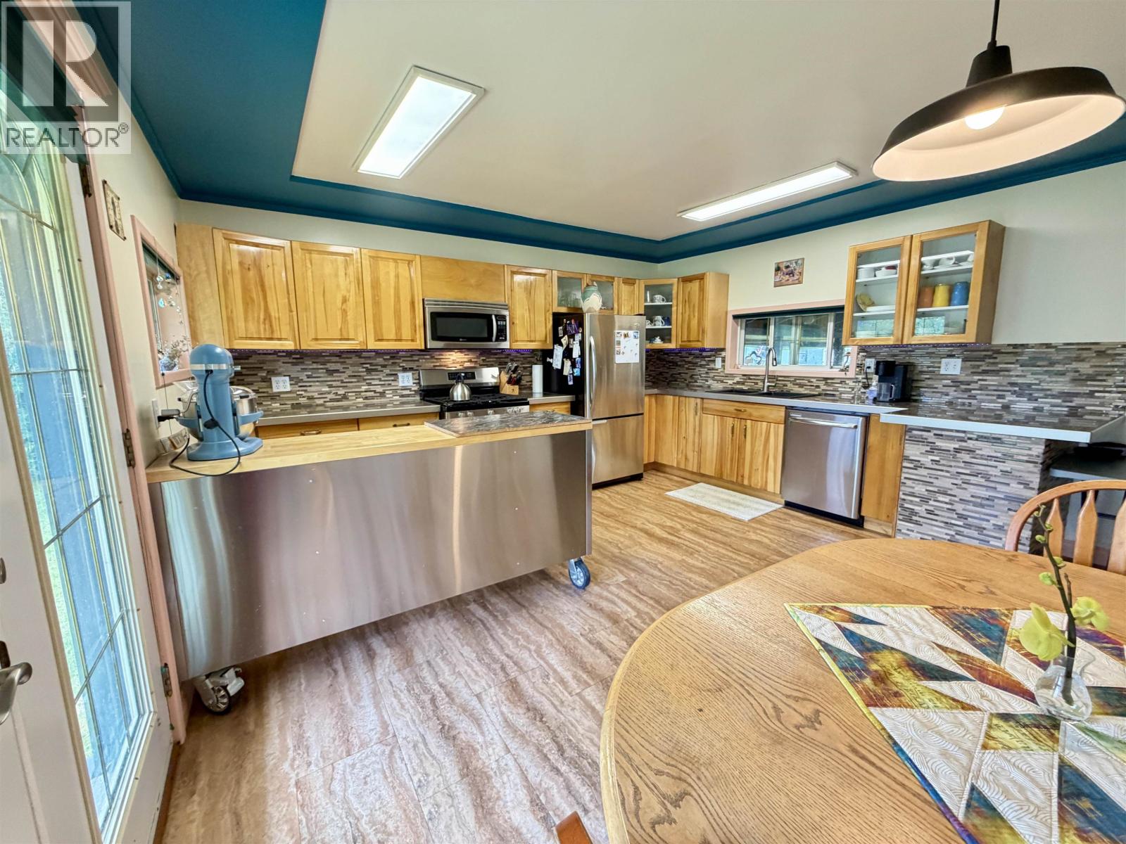 561 6th Avenue, Fort Fraser, British Columbia  V0J 1N0 - Photo 28 - R3144957