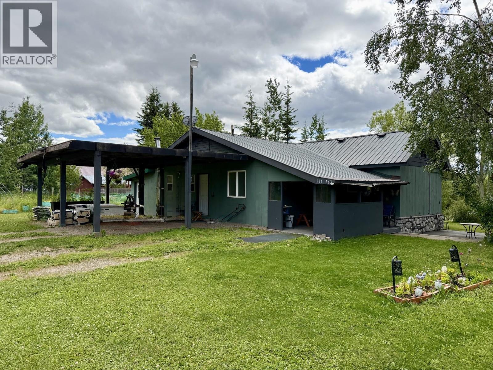 561 6th Avenue, Fort Fraser, British Columbia  V0J 1N0 - Photo 5 - R3144957