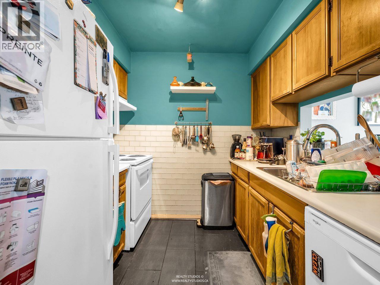 1330 W 7th Avenue, Vancouver, British Columbia  V6H 3W5 - Photo 23 - R3145000