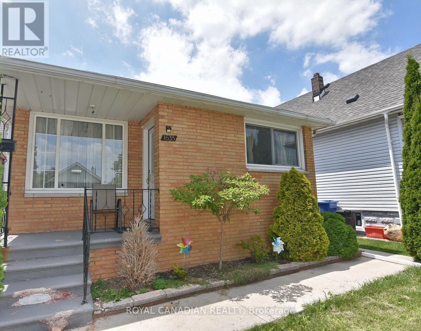 1635 Elsmere Avenue, Windsor, Ontario  N8X 4H5 - Photo 3 - X13551876