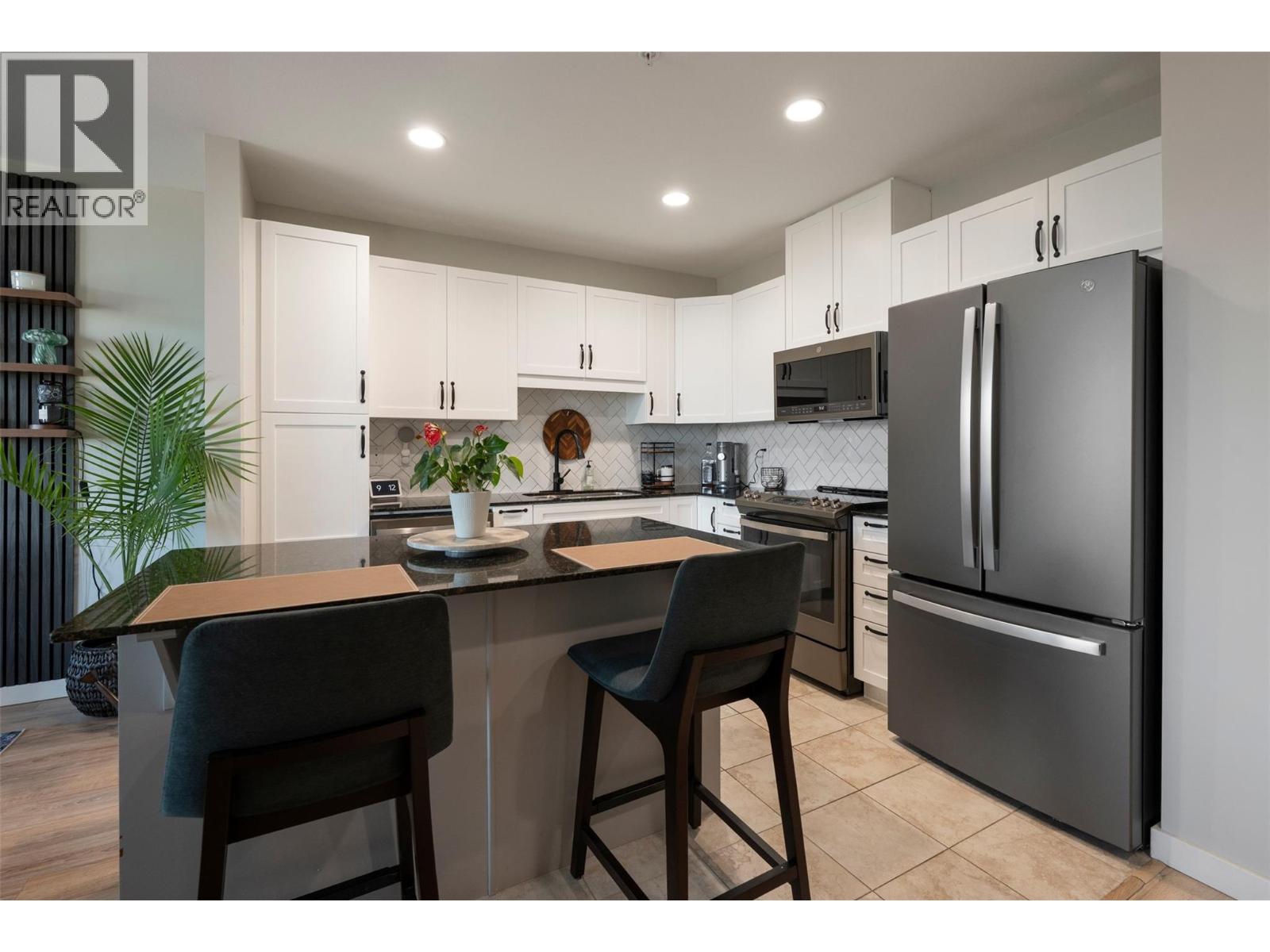 3301 Skaha Lake Road Unit# 608, Penticton, British Columbia  V2A 6G6 - Photo 13 - 10393632