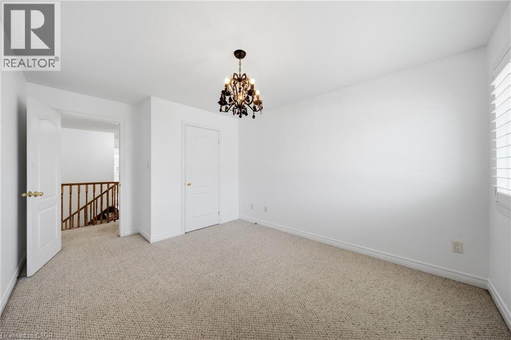 441 Stonehenge Drive Unit# 32, Ancaster, Ontario  L9K 0A2 - Photo 32 - 40847200