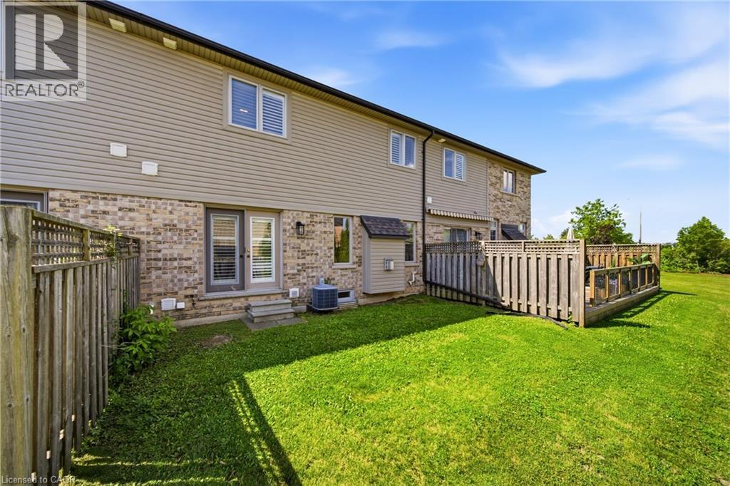 441 Stonehenge Drive Unit# 32, Ancaster, Ontario  L9K 0A2 - Photo 46 - 40847200