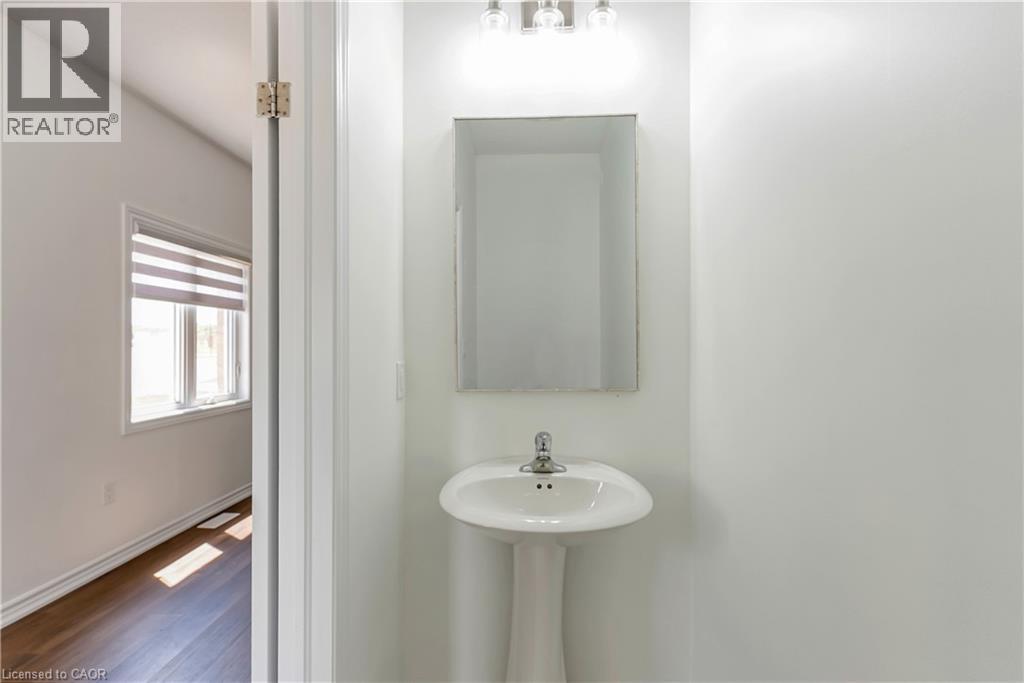 2751 Oriole Drive, Middlesex Centre, Ontario  N6M 0G6 - Photo 8 - 40847165