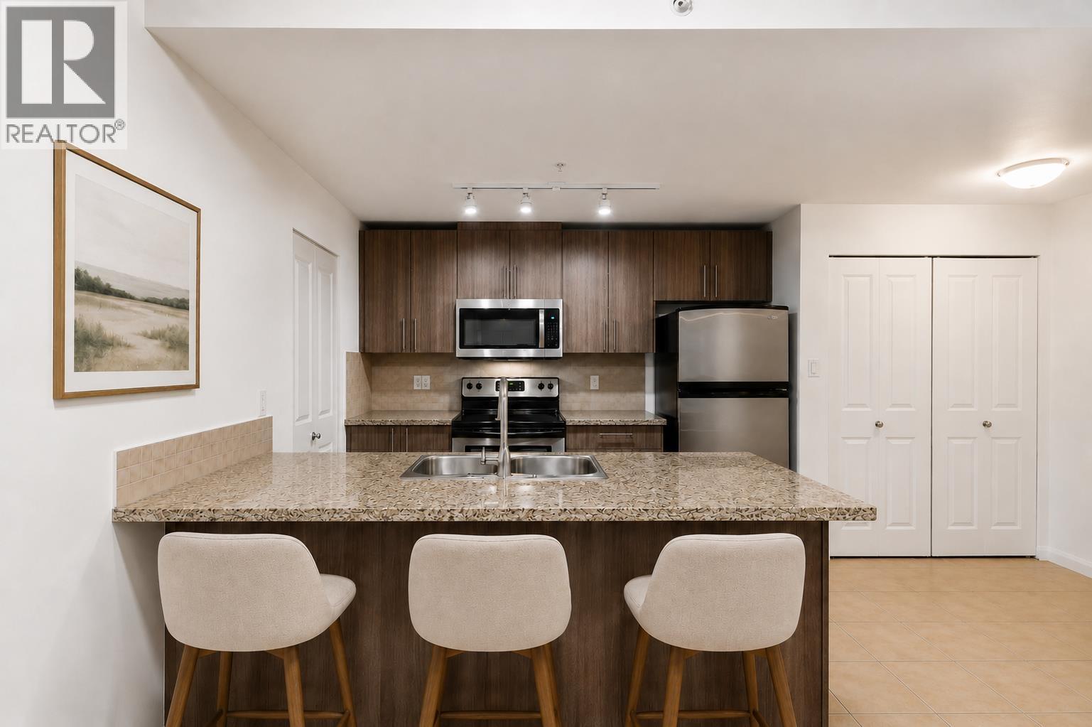 1005 898 Carnarvon Street, New Westminster, British Columbia  V3M 0C3 - Photo 5 - R3143366