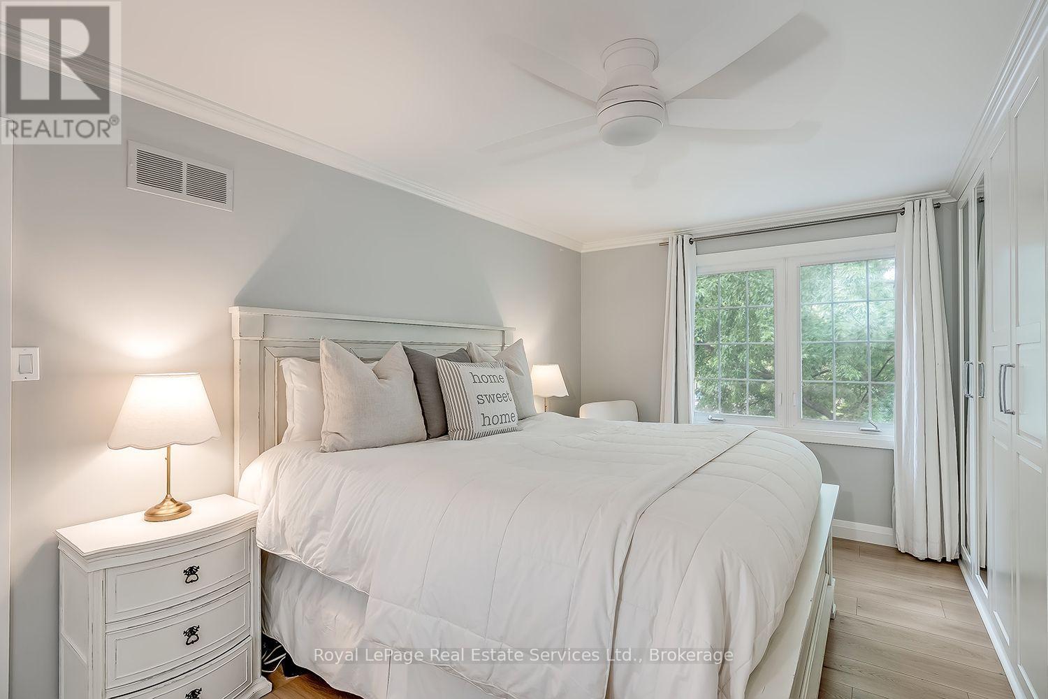 1484 Princeton Crescent, Oakville, Ontario  L6H 4H3 - Photo 16 - W13551904