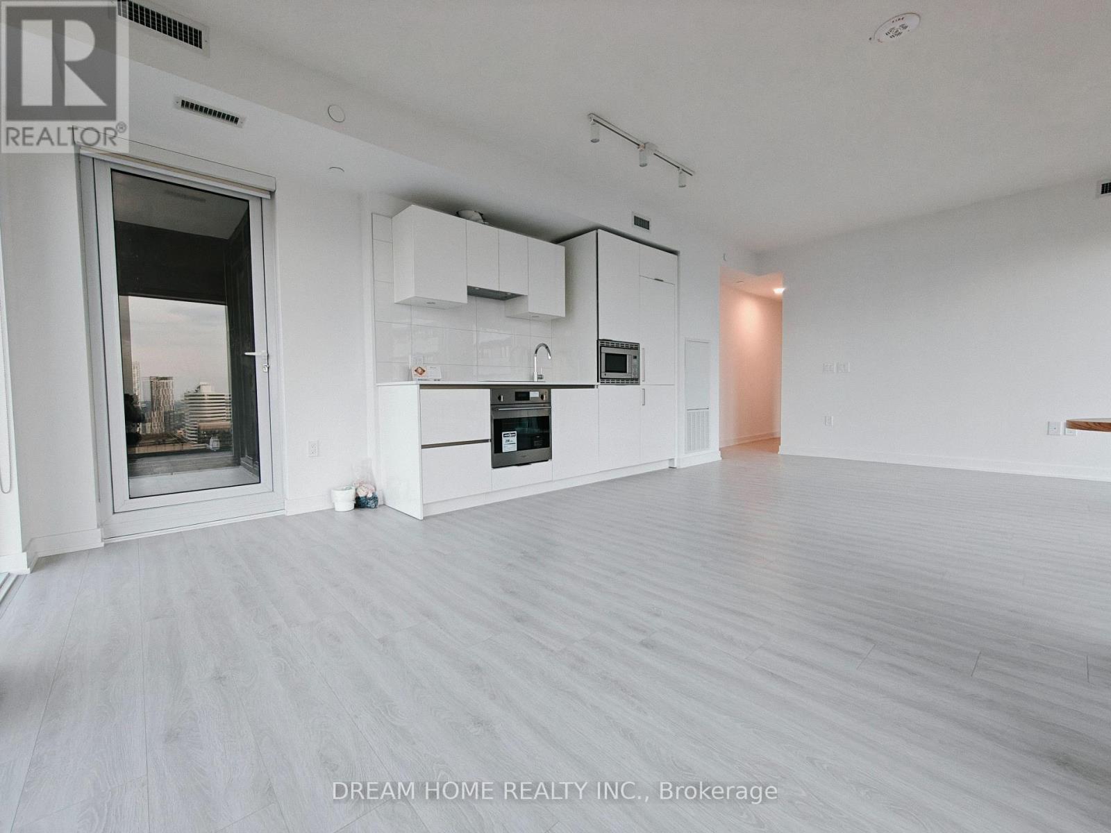 3604 - 238 Simcoe Street, Toronto, Ontario  M5T 1T4 - Photo 3 - C13551910