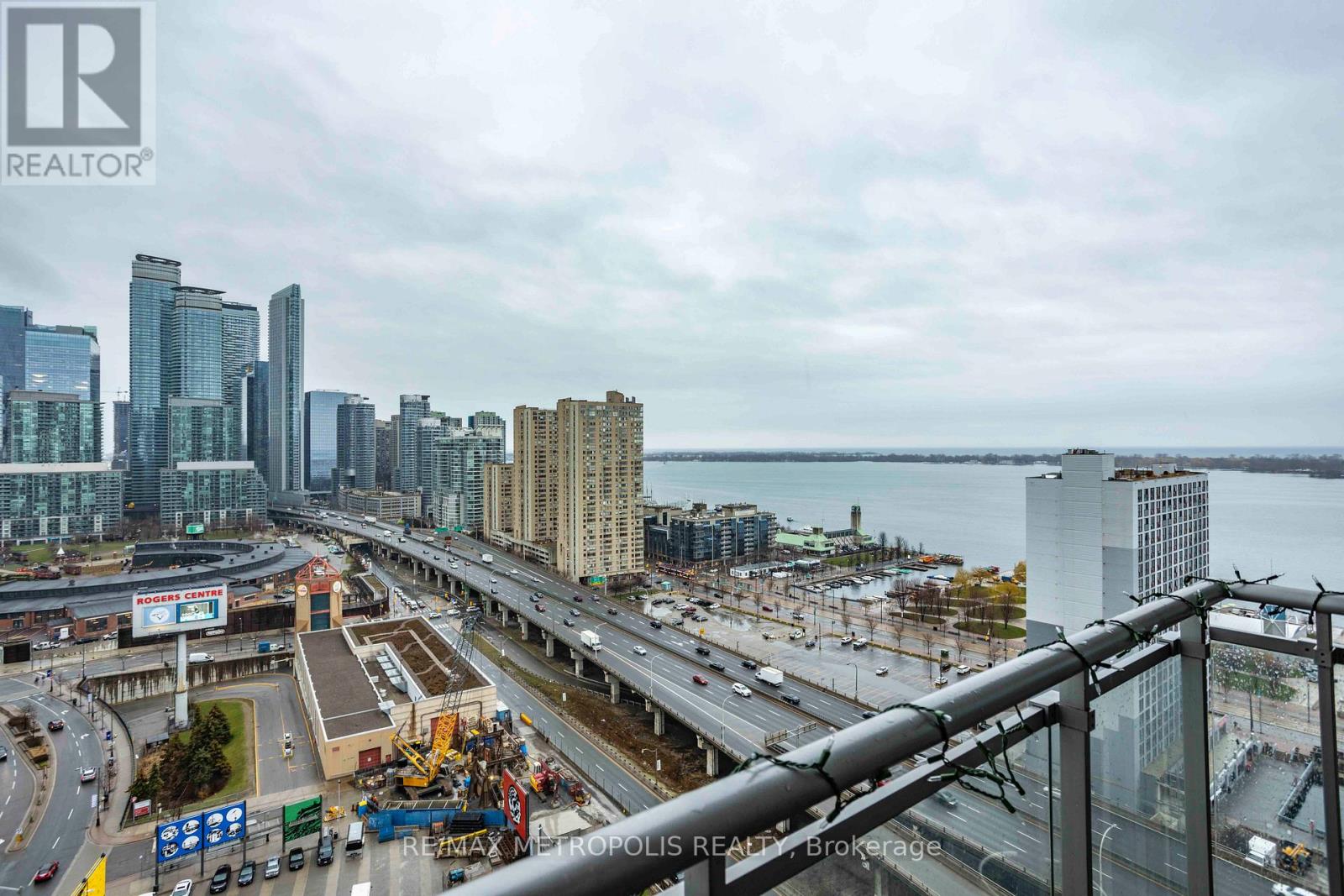 2510 - 5 Mariner Terrace, Toronto, Ontario  M5V 3V6 - Photo 15 - C13551964