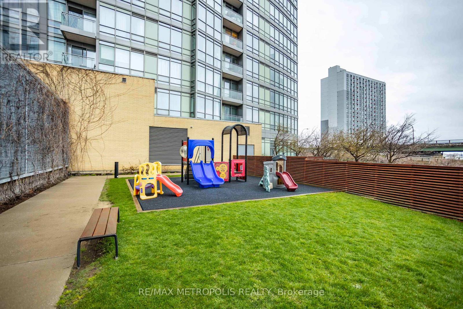 2510 - 5 Mariner Terrace, Toronto, Ontario  M5V 3V6 - Photo 27 - C13551964