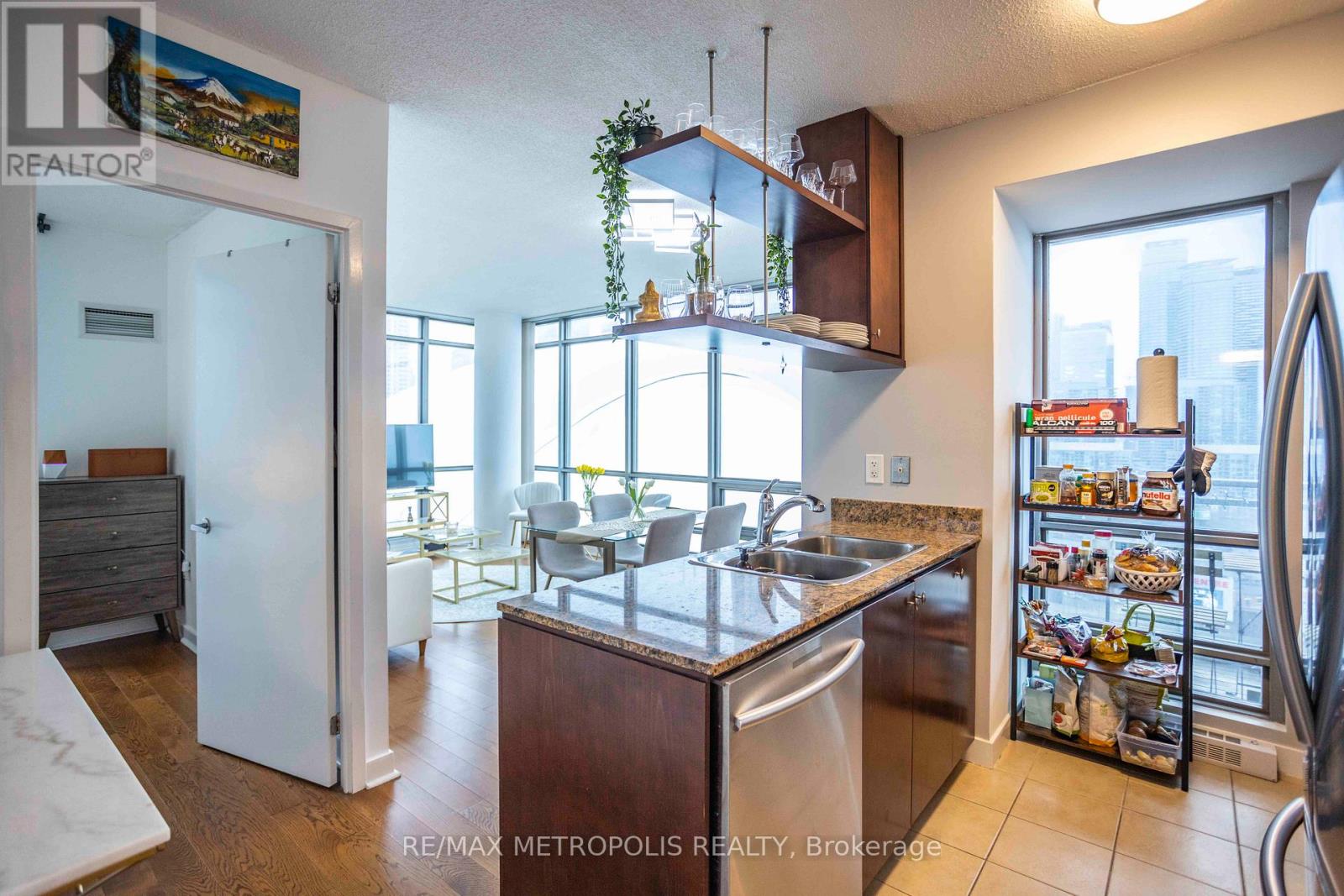 2510 - 5 Mariner Terrace, Toronto, Ontario  M5V 3V6 - Photo 8 - C13551964