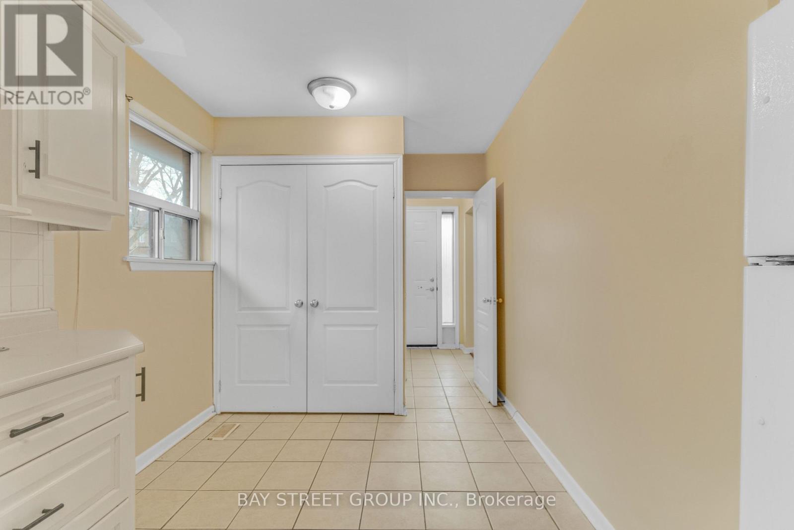 Upper - 40 Bellbury Crescent, Toronto (Don Valley Village), Ontario  M2J 2J8 - Photo 12 - C13551974