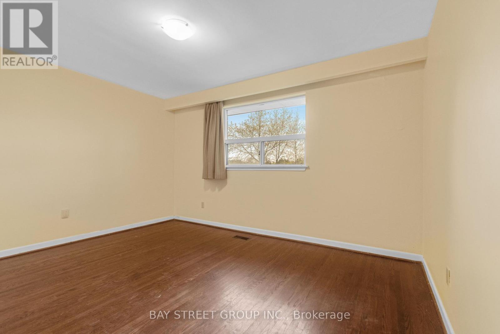 Upper - 40 Bellbury Crescent, Toronto (Don Valley Village), Ontario  M2J 2J8 - Photo 18 - C13551974
