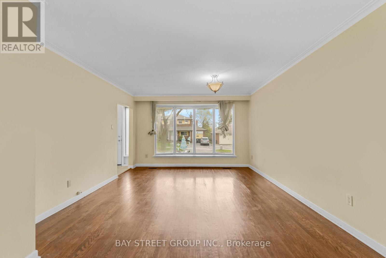 Upper - 40 Bellbury Crescent, Toronto (Don Valley Village), Ontario  M2J 2J8 - Photo 8 - C13551974