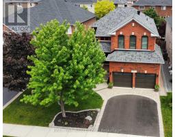 2463 PARKGLEN AVENUE, Oakville, Ontario