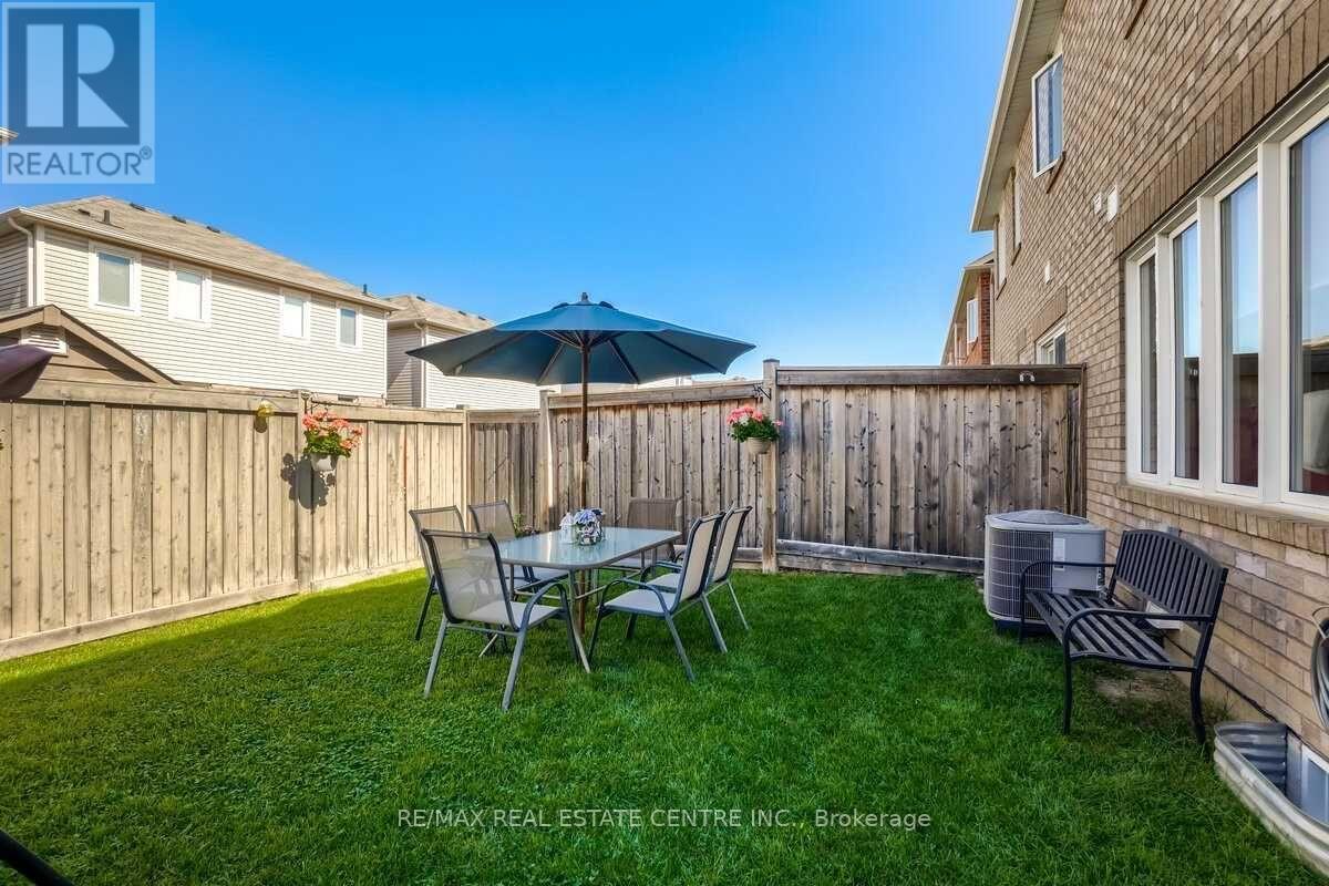 370 Cavanagh Lane, Milton, Ontario  L9T 8J9 - Photo 17 - W13551916