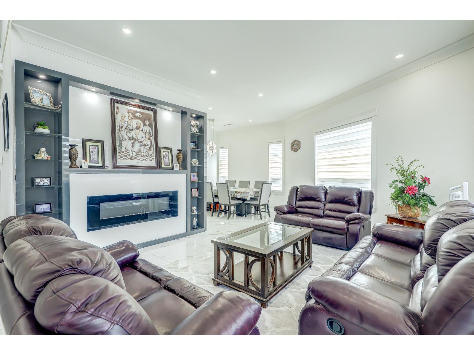 16181 89a Avenue, Surrey, British Columbia  V4N 2Z4 - Photo 4 - R3142373