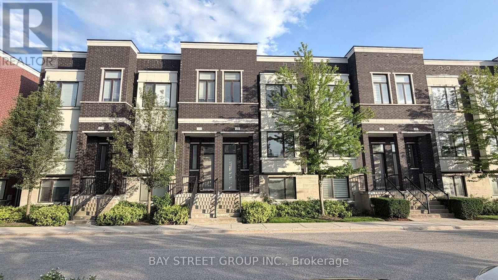 29 LAFFERTY LANE, Richmond Hill (Crosby)
