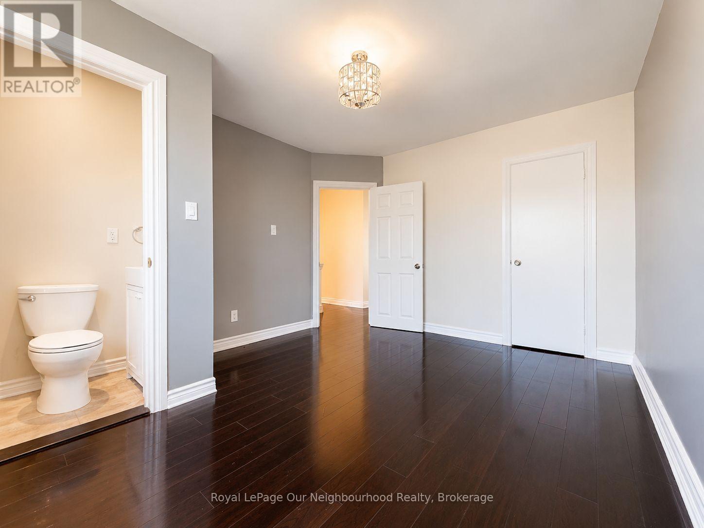 728 Weston Road, Toronto, Ontario  M6N 3R5 - Photo 8 - W13552022
