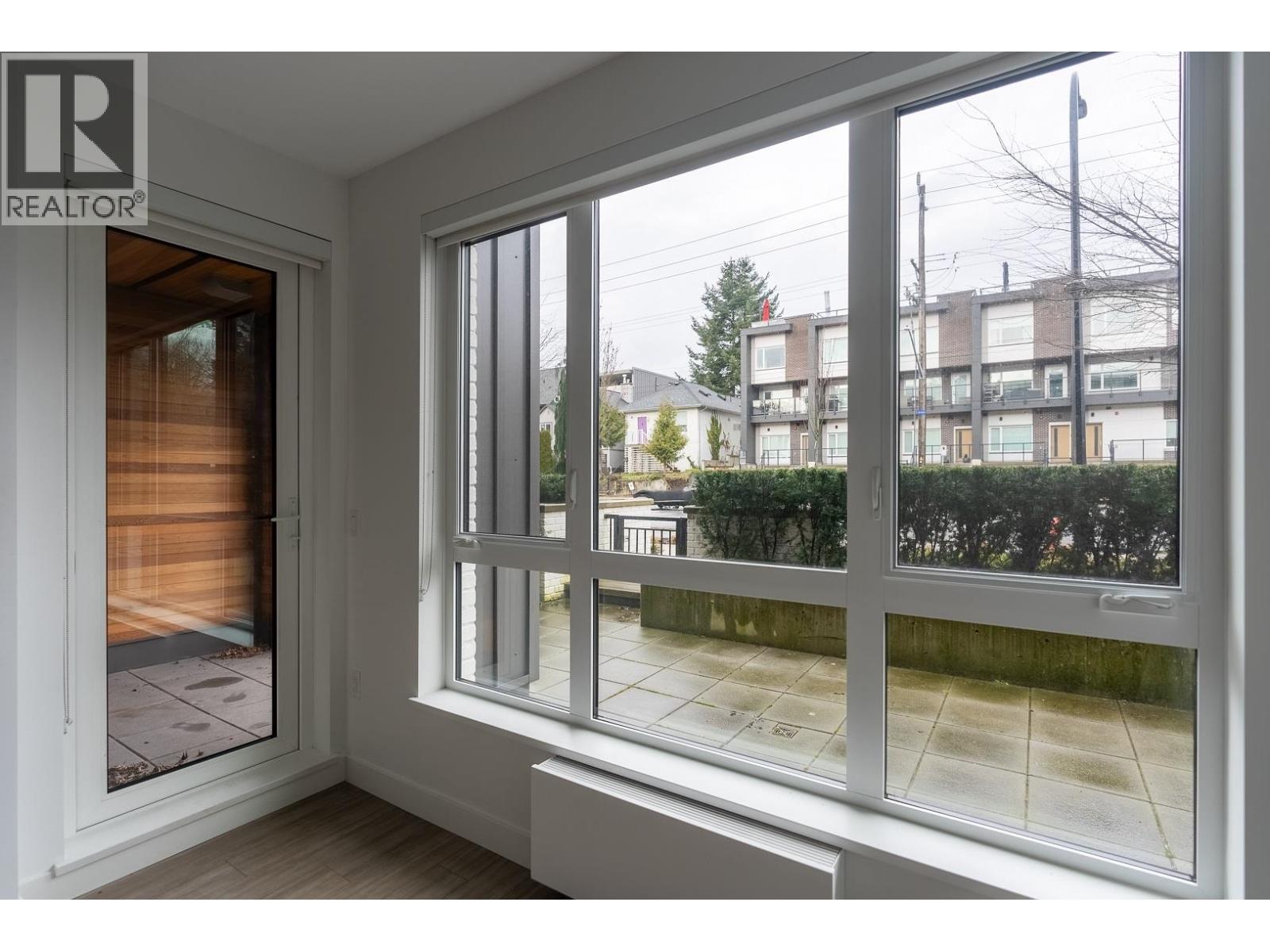 102 747 E 3rd Street, North Vancouver, British Columbia  V7L 1G8 - Photo 14 - R3084964