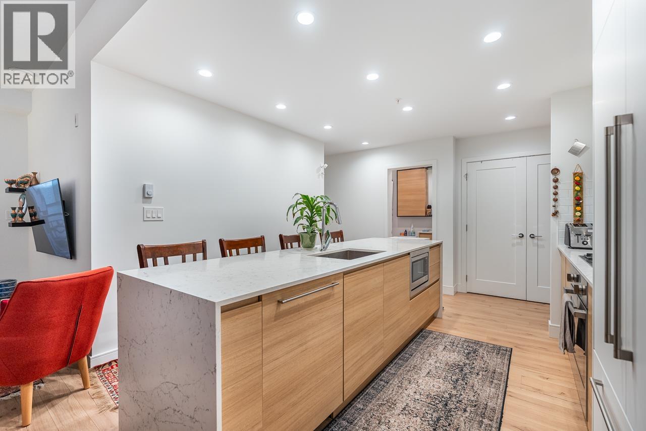 231 55 Klahanie Drive, Port Moody, British Columbia V3H 0M9 - Photo 4 - R3145258