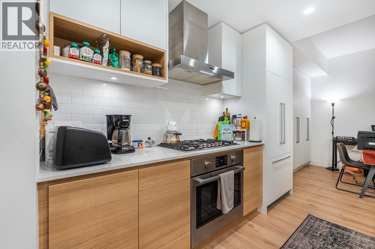 231 55 Klahanie Drive, Port Moody, British Columbia V3H 0M9 - Photo 6 - R3145258