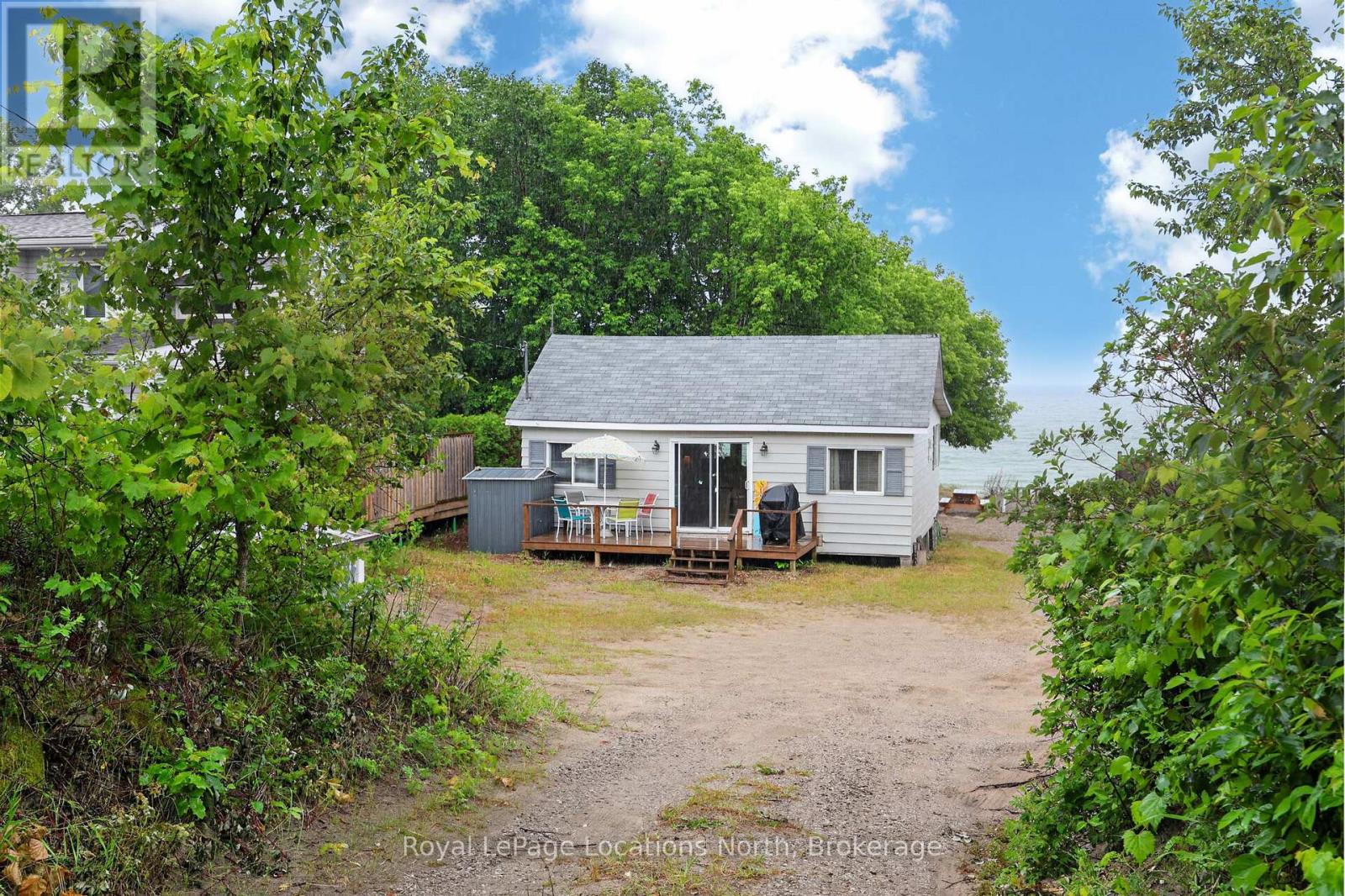 2134 Tiny Beaches Road S, Tiny, Ontario  L0L 1P1 - Photo 2 - S13552004