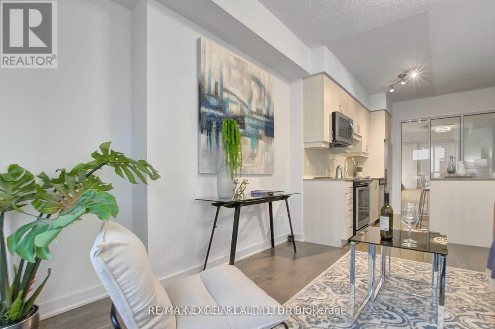608 Se - 9199 Yonge Street, Richmond Hill, Ontario L4C 1H7 - Photo 18 - N13552006