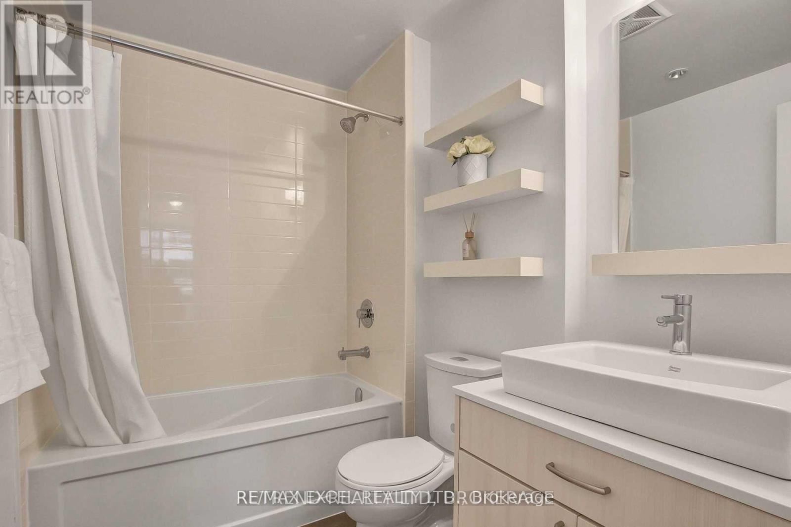608 Se - 9199 Yonge Street, Richmond Hill, Ontario L4C 1H7 - Photo 4 - N13552006