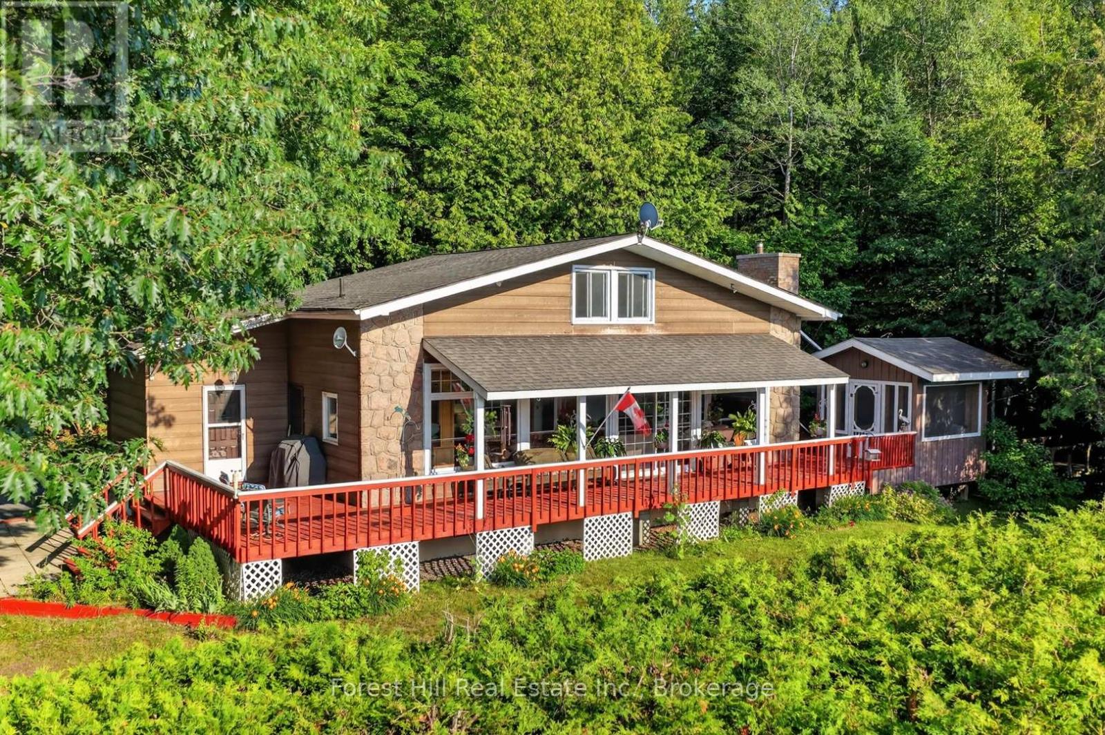 1117 MAIN STREET, Algonquin Highlands, Ontario