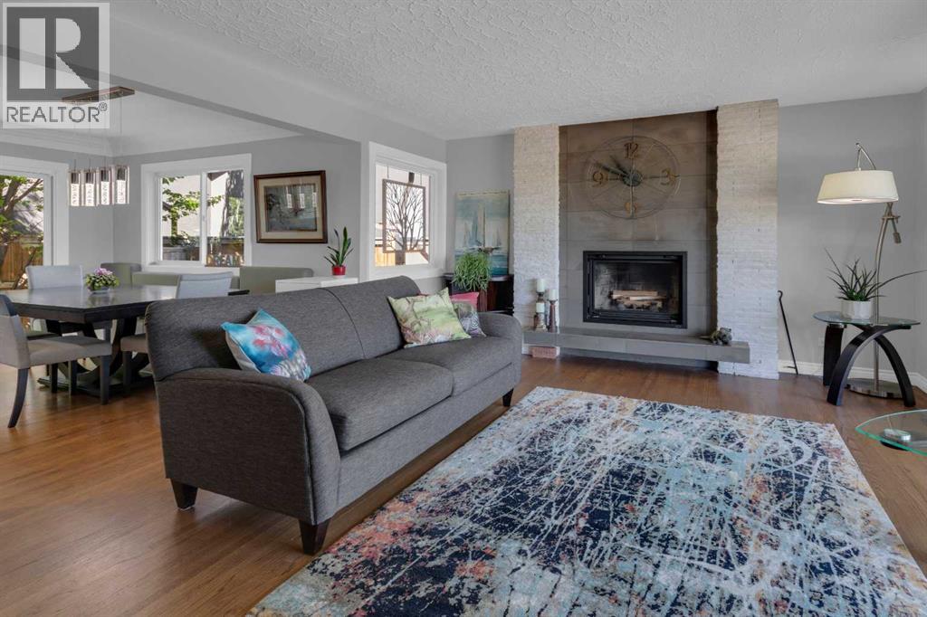 157 Wildwood Drive Sw, Calgary, Alberta  T3C 3C7 - Photo 8 - A2322249