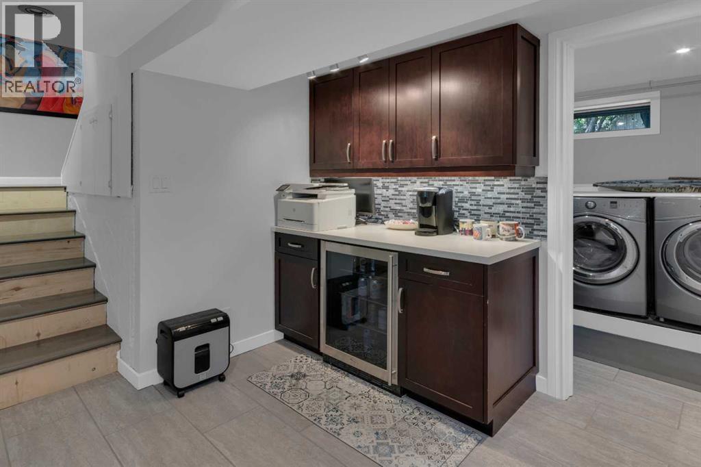 157 Wildwood Drive Sw, Calgary, Alberta  T3C 3C7 - Photo 21 - A2322249