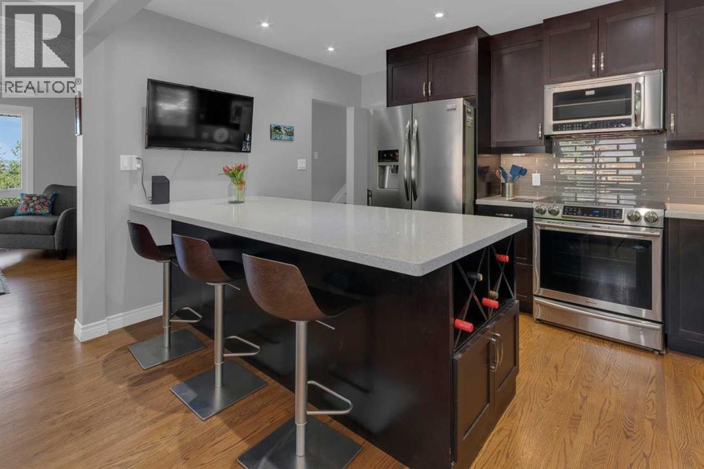 157 Wildwood Drive Sw, Calgary, Alberta  T3C 3C7 - Photo 12 - A2322249