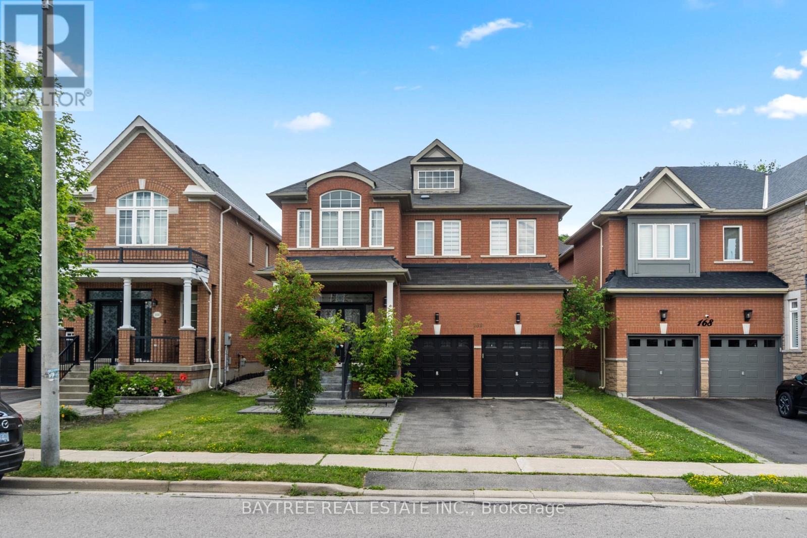 162 BATHURST GLEN DRIVE, Vaughan (Patterson)