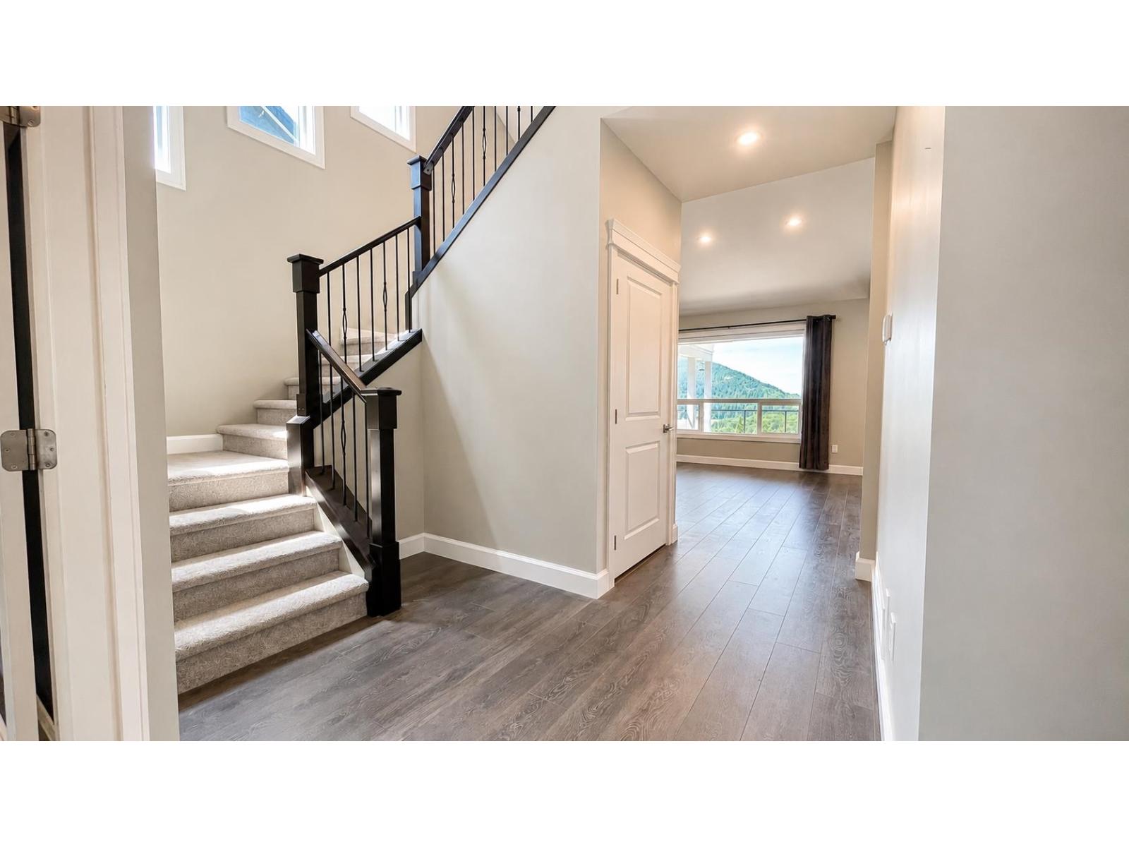 1445 Stromdahl Place, Mt Woodside, Agassiz, British Columbia  V0M 1A1 - Photo 11 - R3145130
