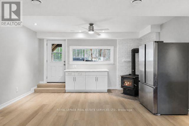 93 Ronald Avenue, Tiny, Ontario  L0L 1P1 - Photo 6 - S13551900