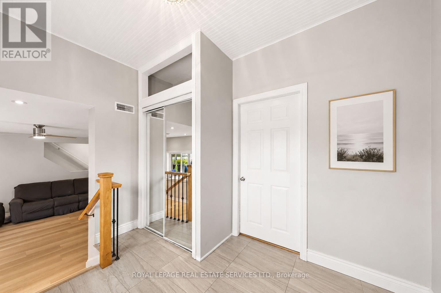 93 Ronald Avenue, Tiny, Ontario  L0L 1P1 - Photo 4 - S13551900