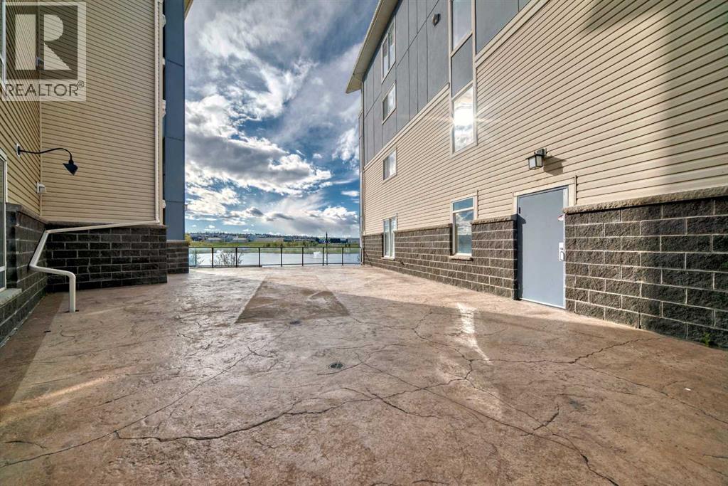 110, 108 Country Village Circle NE, Calgary, Alberta  T3K 0E3 - Photo 33 - A2328170