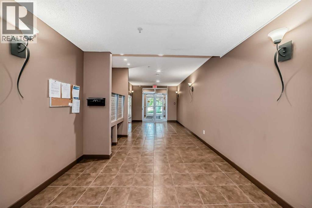 110, 108 Country Village Circle NE, Calgary, Alberta  T3K 0E3 - Photo 5 - A2328170