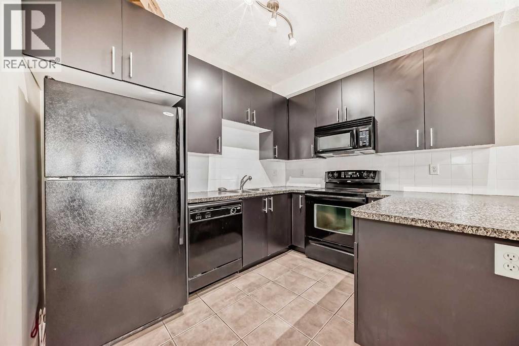 110, 108 Country Village Circle NE, Calgary, Alberta  T3K 0E3 - Photo 7 - A2328170