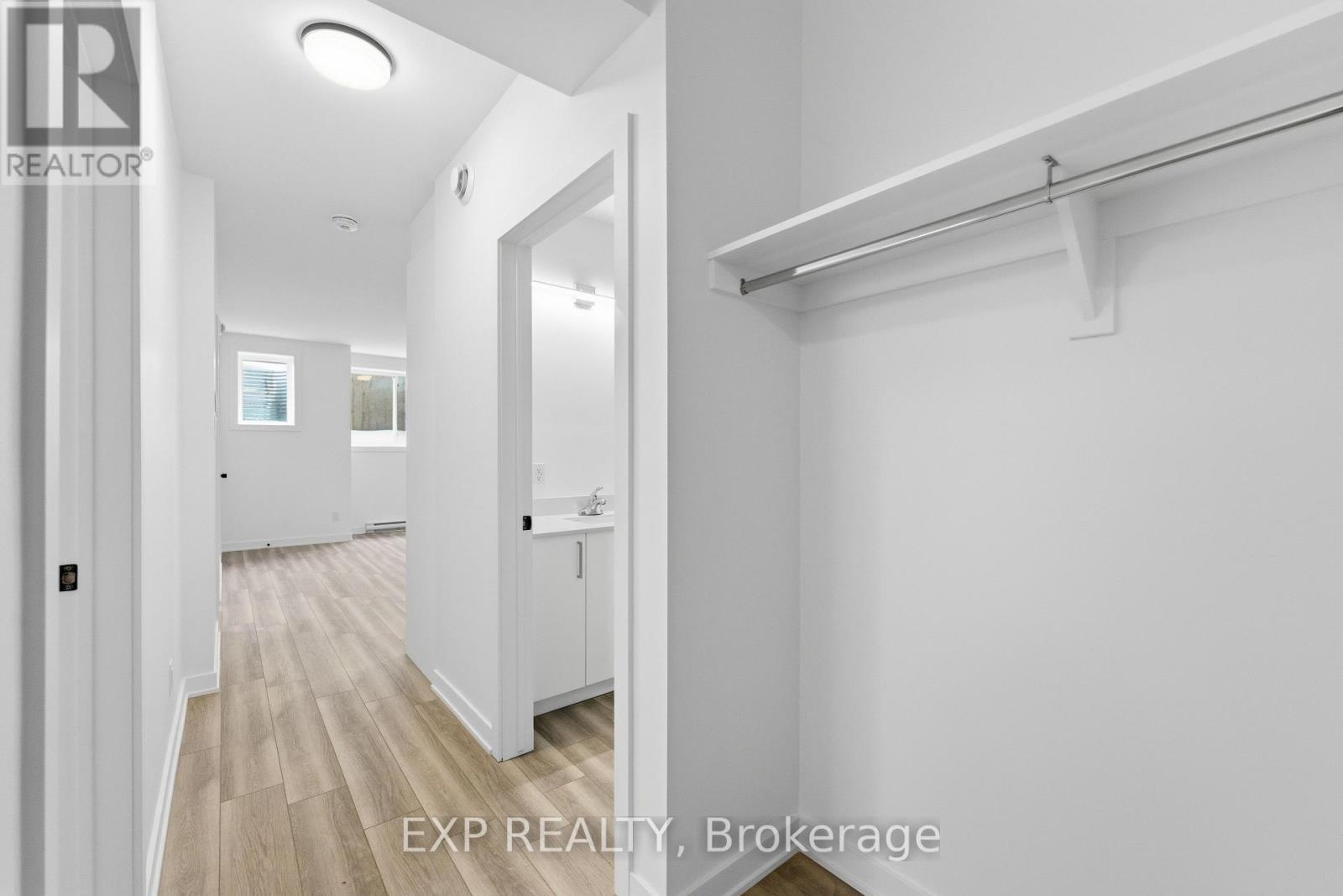 C - 1373 Louis Lane, Ottawa, Ontario