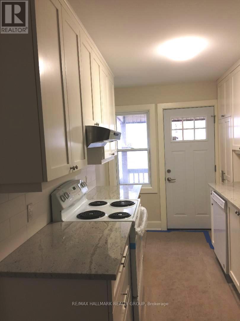 568 Gladstone Avenue, Ottawa, Ontario K1R 5P3 - Photo 3 - X13552100