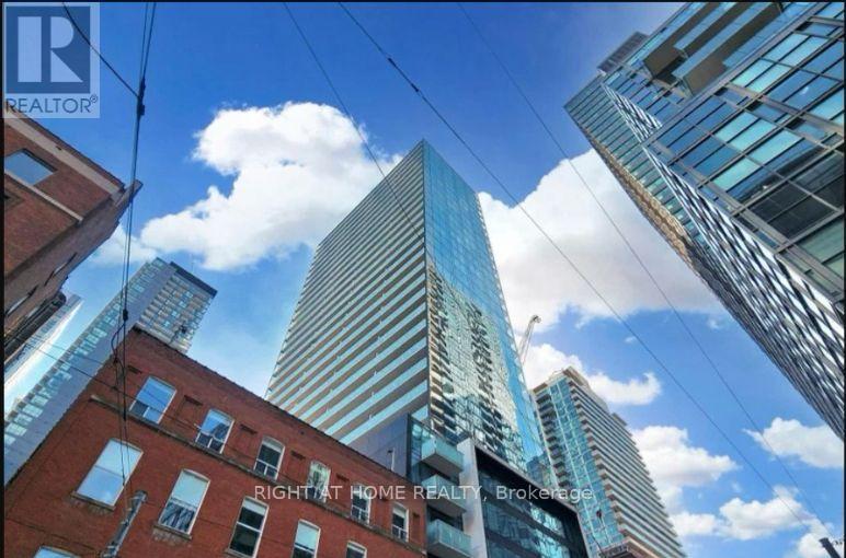 3005 - 11 CHARLOTTE STREET, Toronto, Ontario