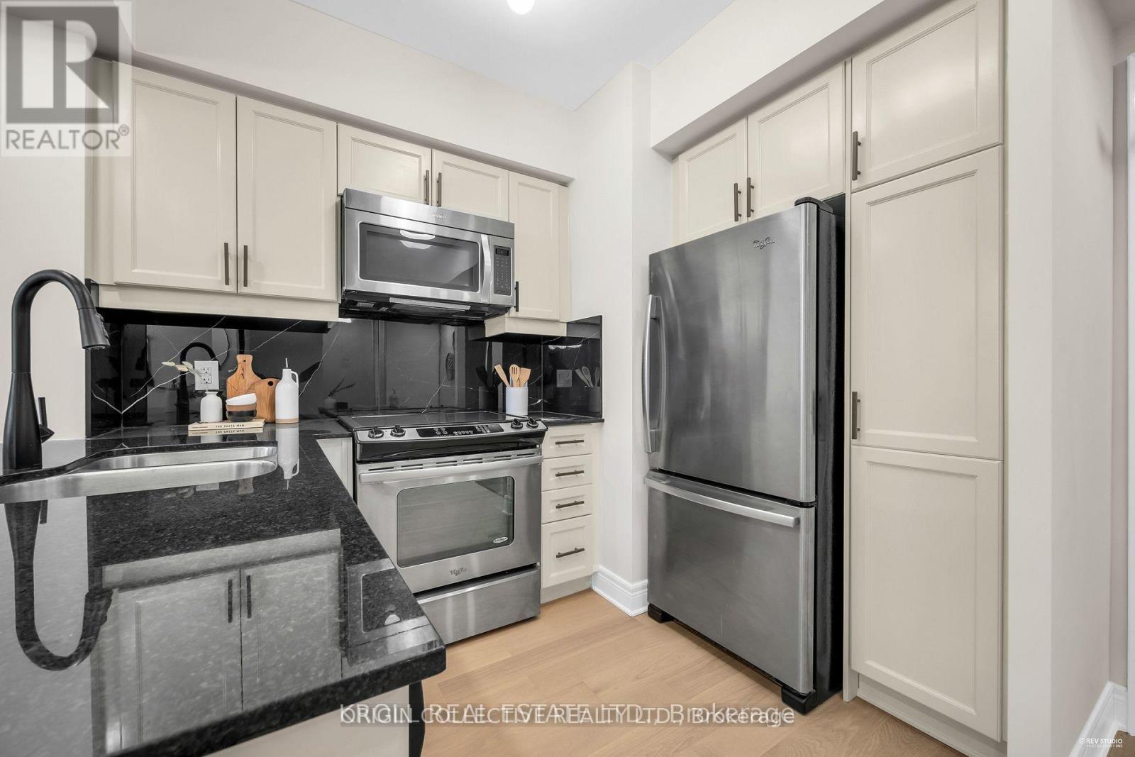 229 - 701 Sheppard Avenue W, Toronto, Ontario  M3H 0B2 - Photo 7 - C13552112