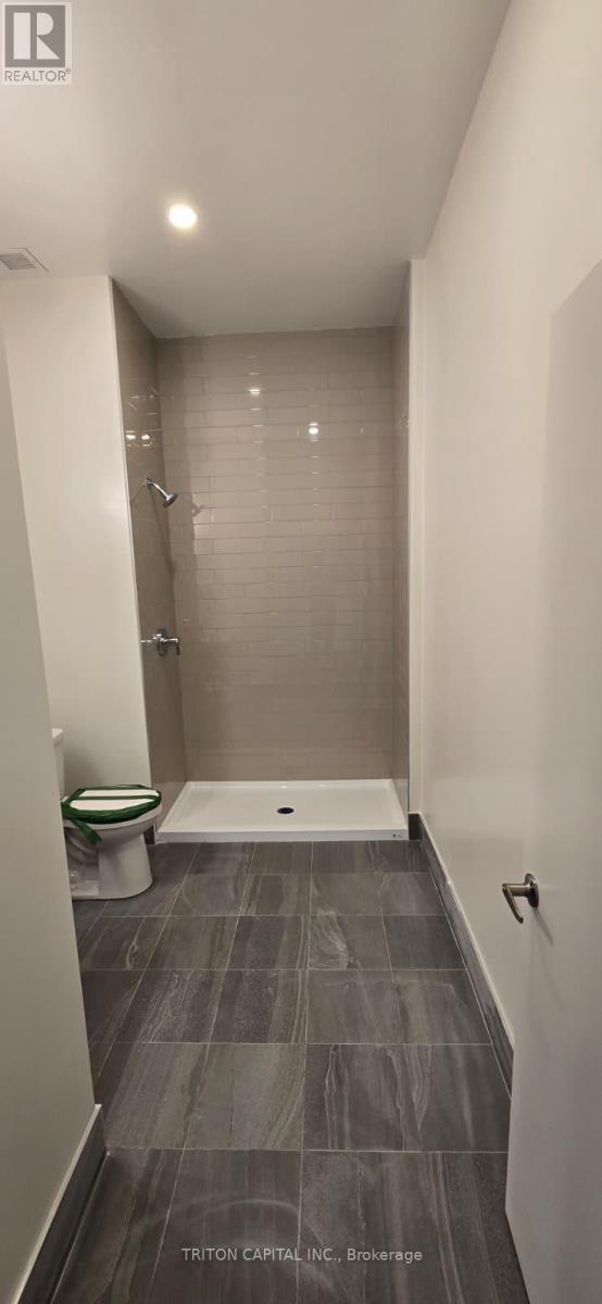 124 - 350 Prince Charles Drive S, Welland, Ontario  L3C 7B3 - Photo 11 - X13528582