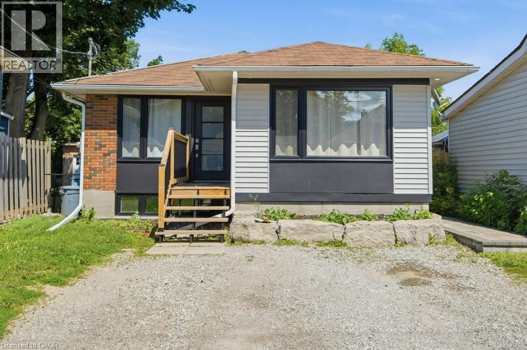 43 MAITLAND Street Unit# Lower, Brantford
