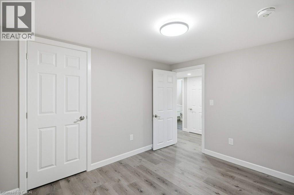43 MAITLAND Street Unit# Lower