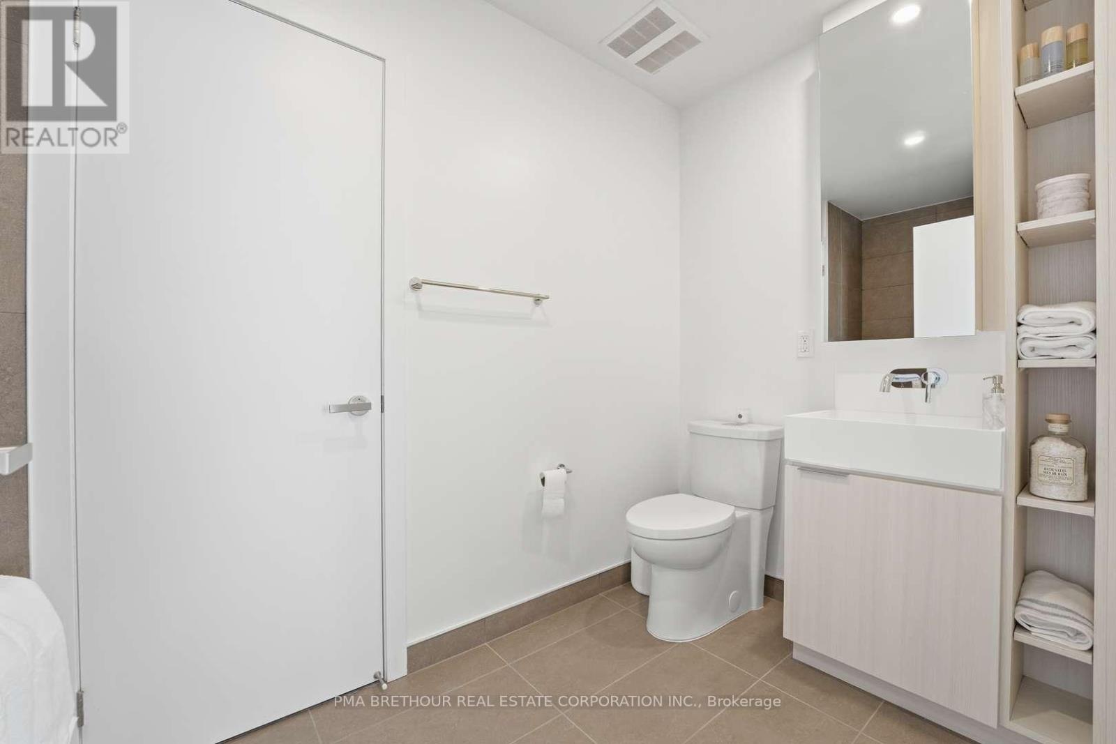 2604 - 370 Martha Street, Burlington, Ontario  L7R 0G9 - Photo 12 - W13552062
