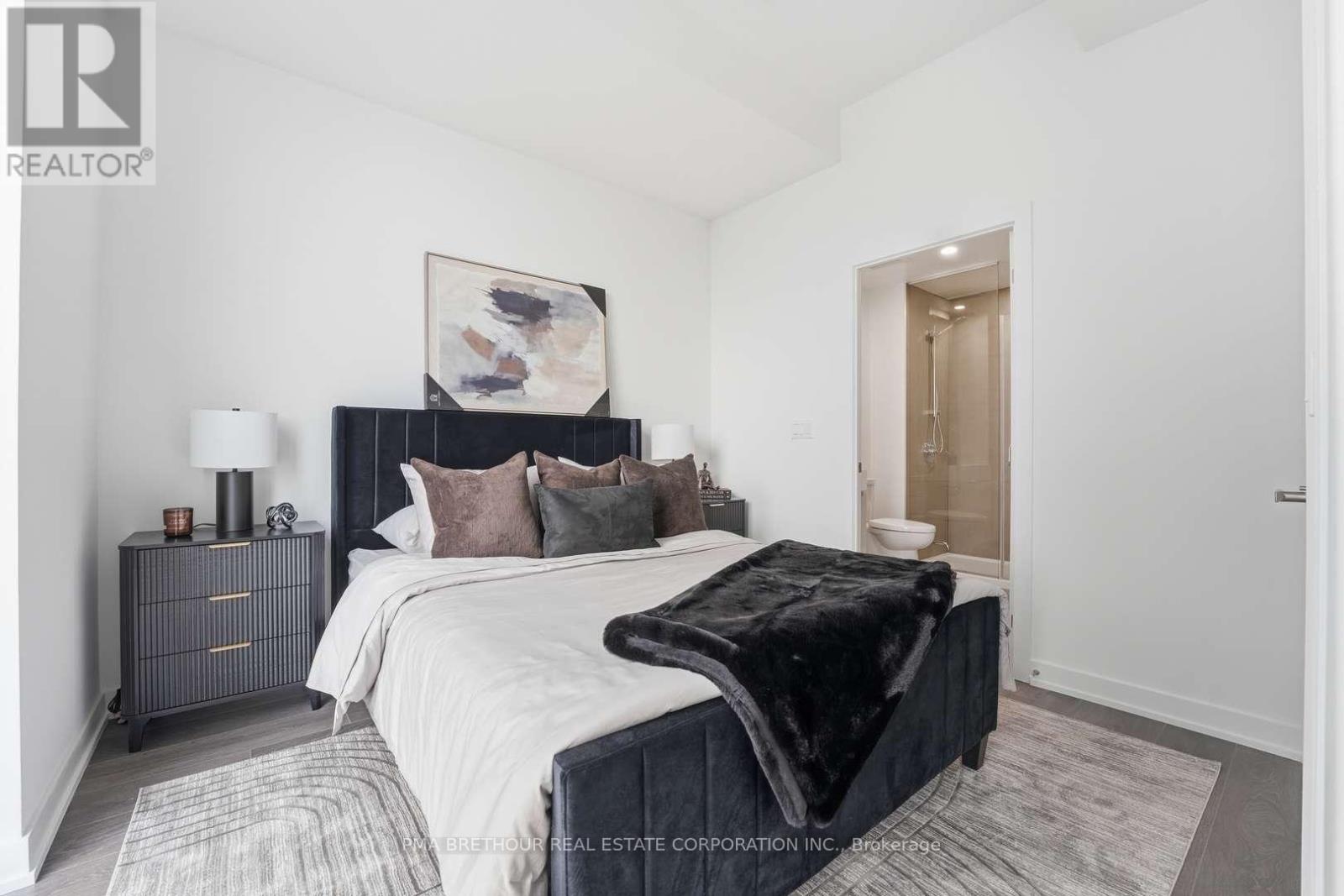 2604 - 370 Martha Street, Burlington, Ontario  L7R 0G9 - Photo 13 - W13552062